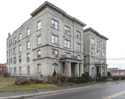 featured image of 40 E Liberty St #2E