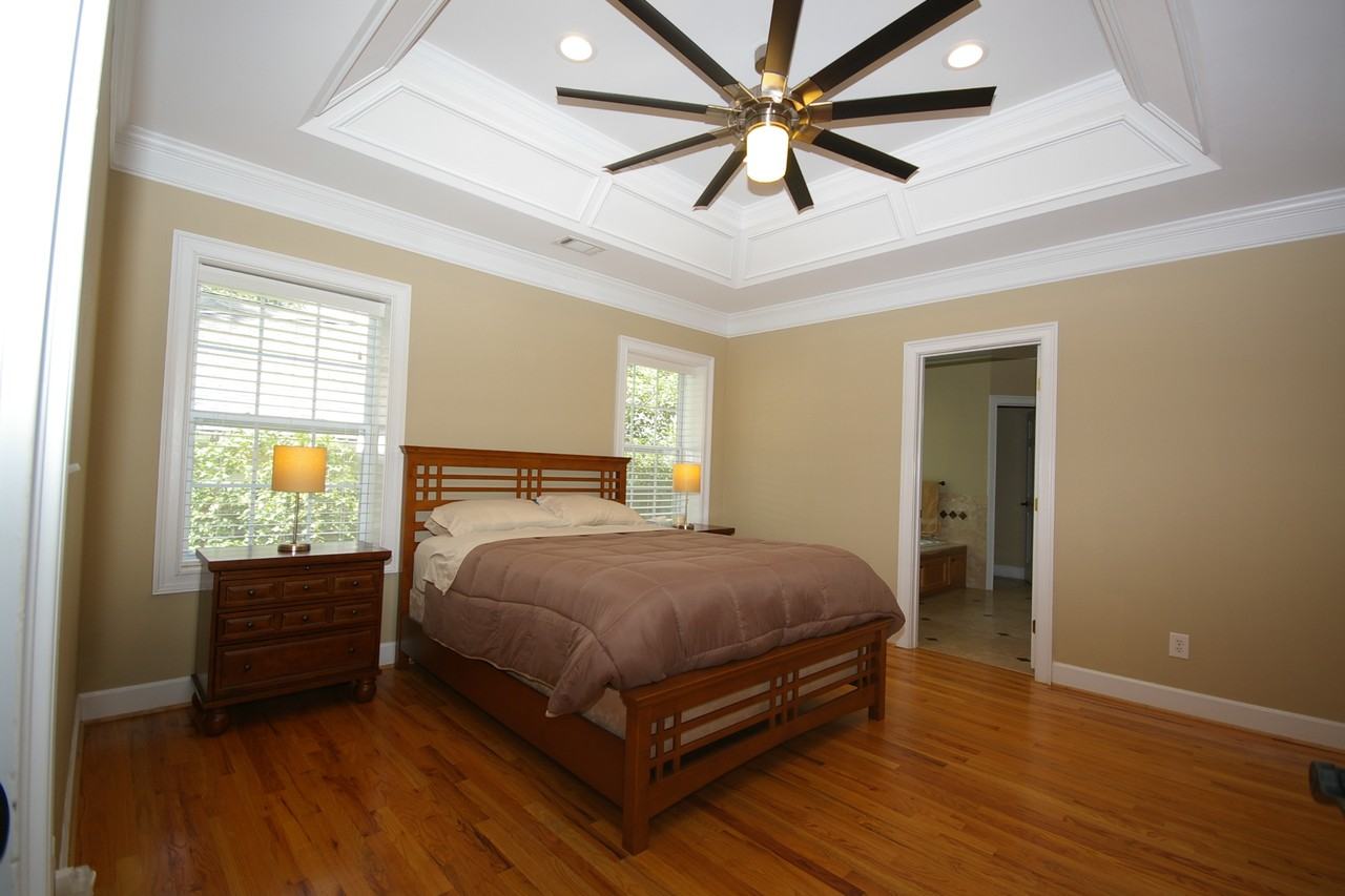 865 Virginia Cir Ne #NA - Photo 2 of 23