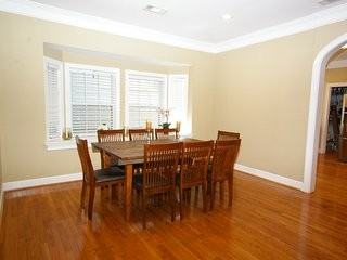 865 Virginia Cir Ne #NA - Photo 3 of 23