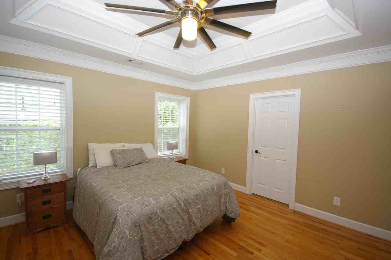 865 Virginia Cir Ne #NA - Photo 4 of 23