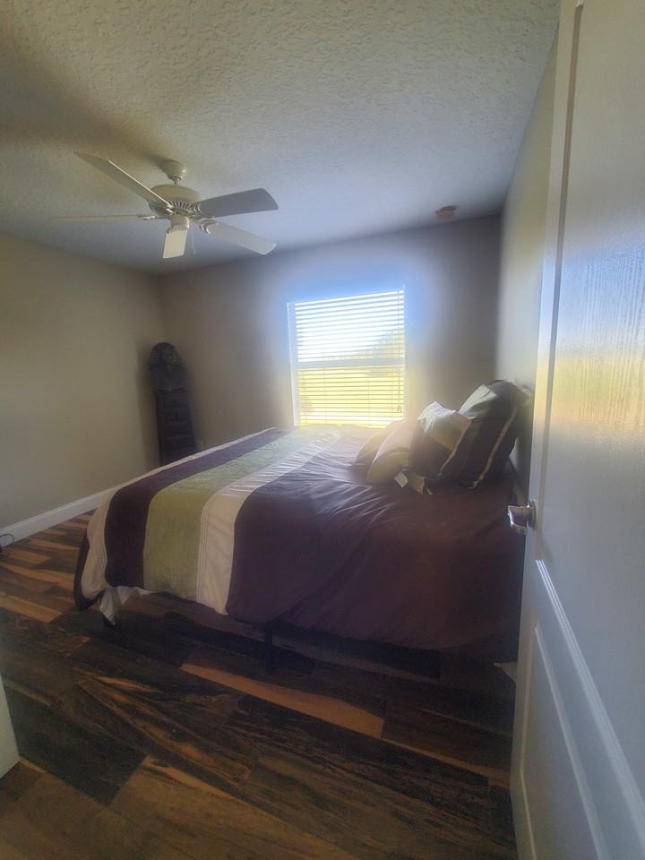 325 Wentworth Ave #NA - Photo 5 of 12