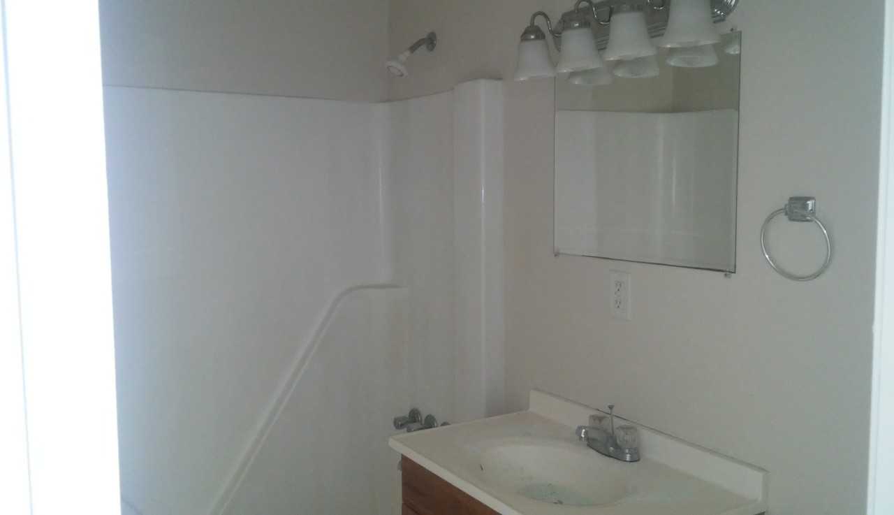 159 Jenness Lane - Photo 5 of 7