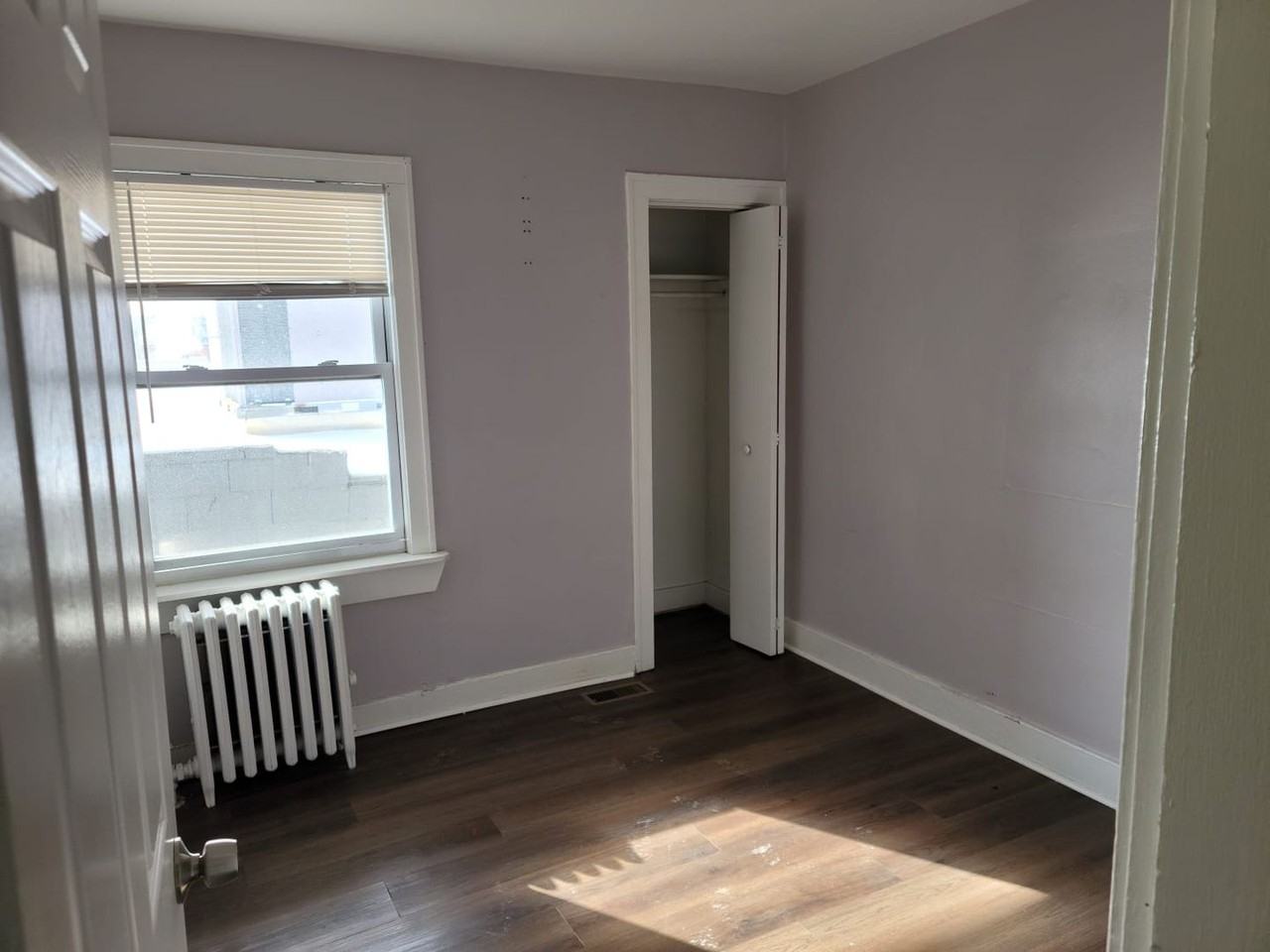 22643 Van Dyke Ave - Photo 7 of 12