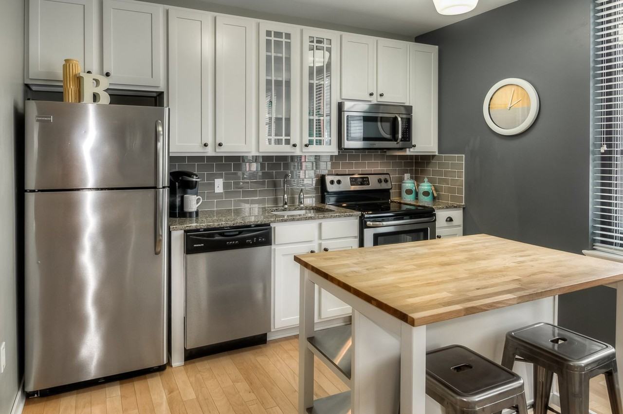 The Barker | $250 Off 1 Month Within 24 hours of Touring - Photo 2 of 50