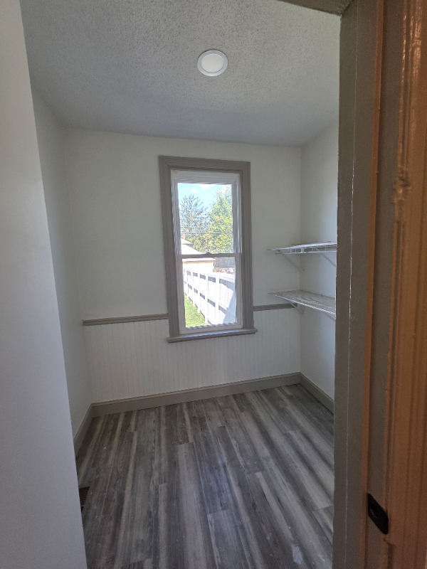 474 2nd St - Photo 3 of 17
