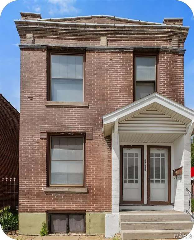 1315 Hampton Avenue #2