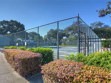 13917 Fletchers Mill Dr - Photo 5 of 24