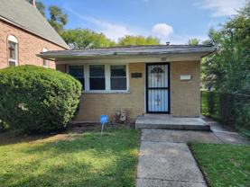 8809 S Harvard Ave - Photo 1 of 1