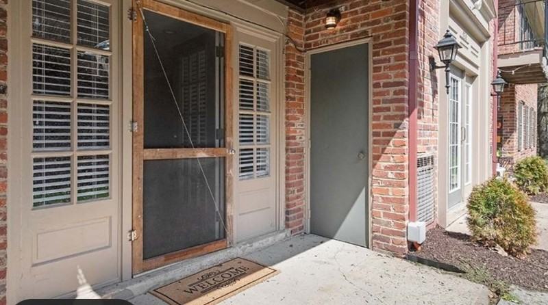 920 Margarite Dr #A - Photo 3 of 20