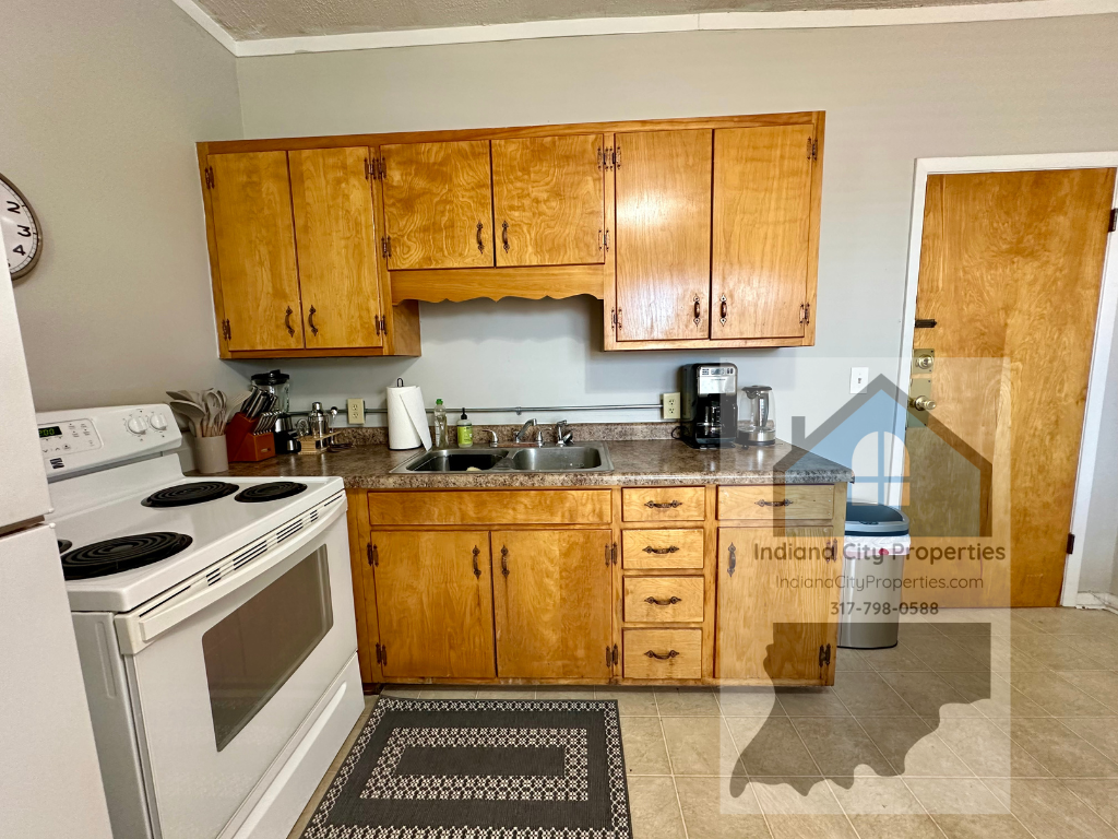 700 Main Street - Photo 4 of 10