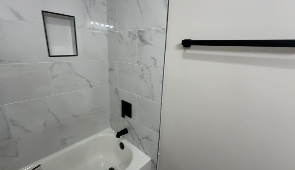 415 N 19th St, Unit 1 - Photo 3 of 26