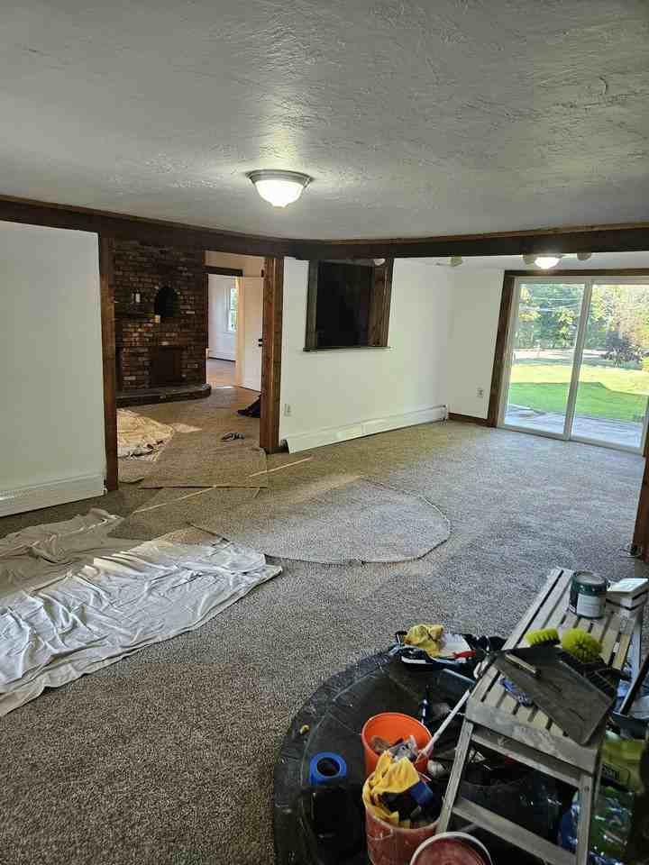 81 Oak St, Unit 1 - Photo 3 of 14