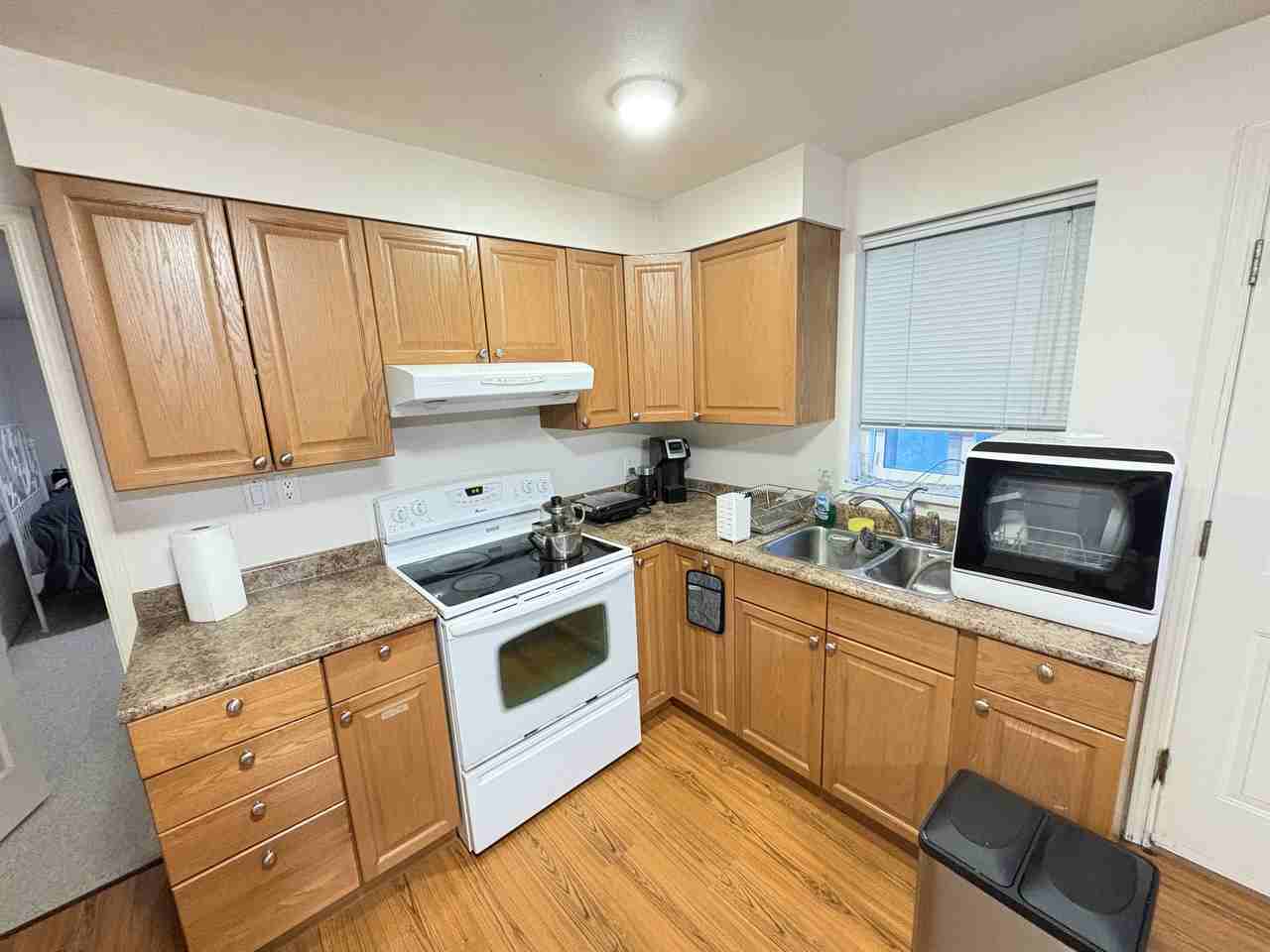 2788 Southcrest Drive - Photo 4 of 8