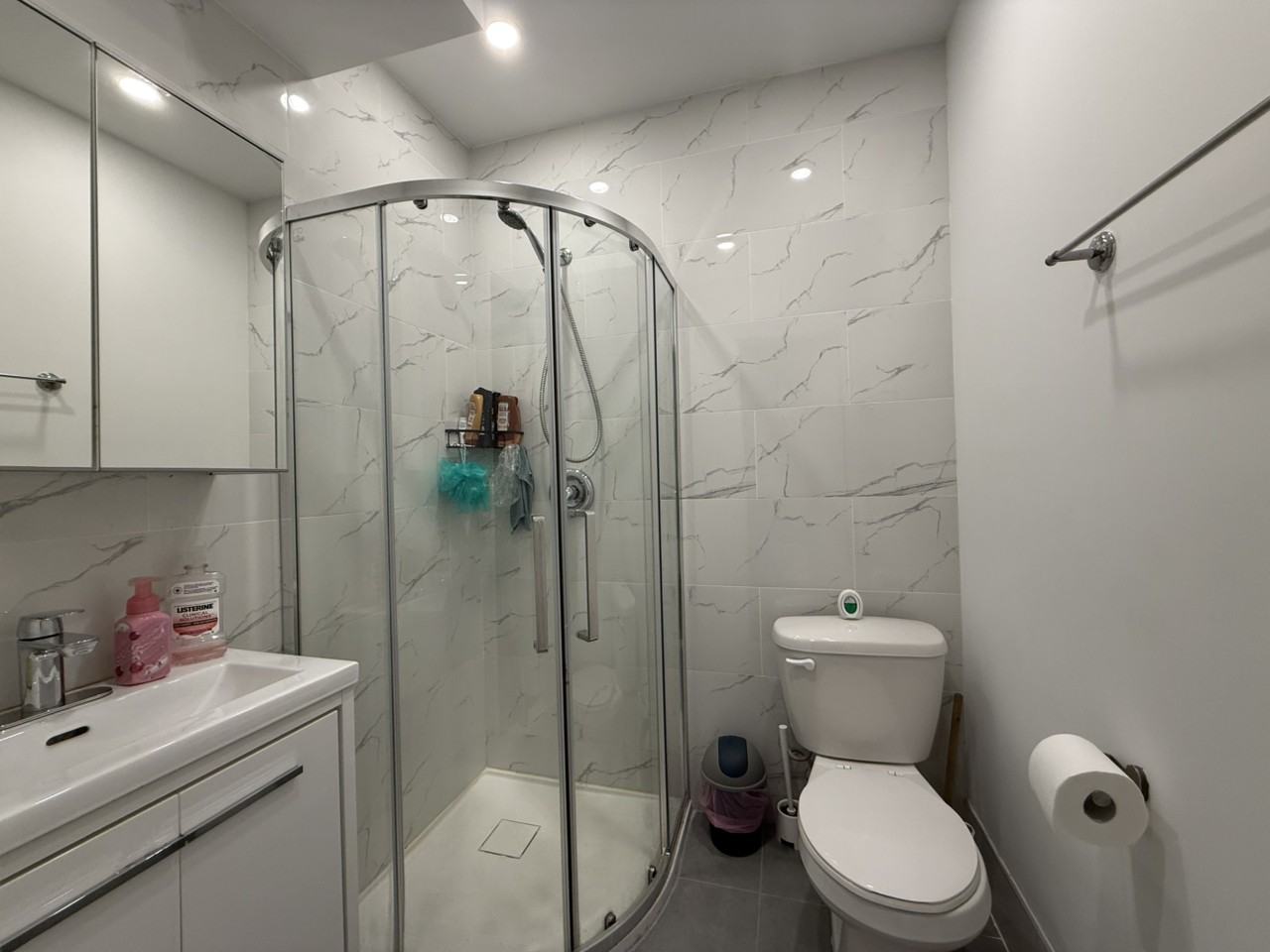 2365 Rue Frenette - Photo 3 of 9