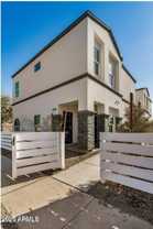 1305 E Madison St #4 - Photo 1 of 1