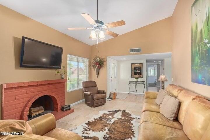 2447 Mandalay Lane - Photo 5 of 33