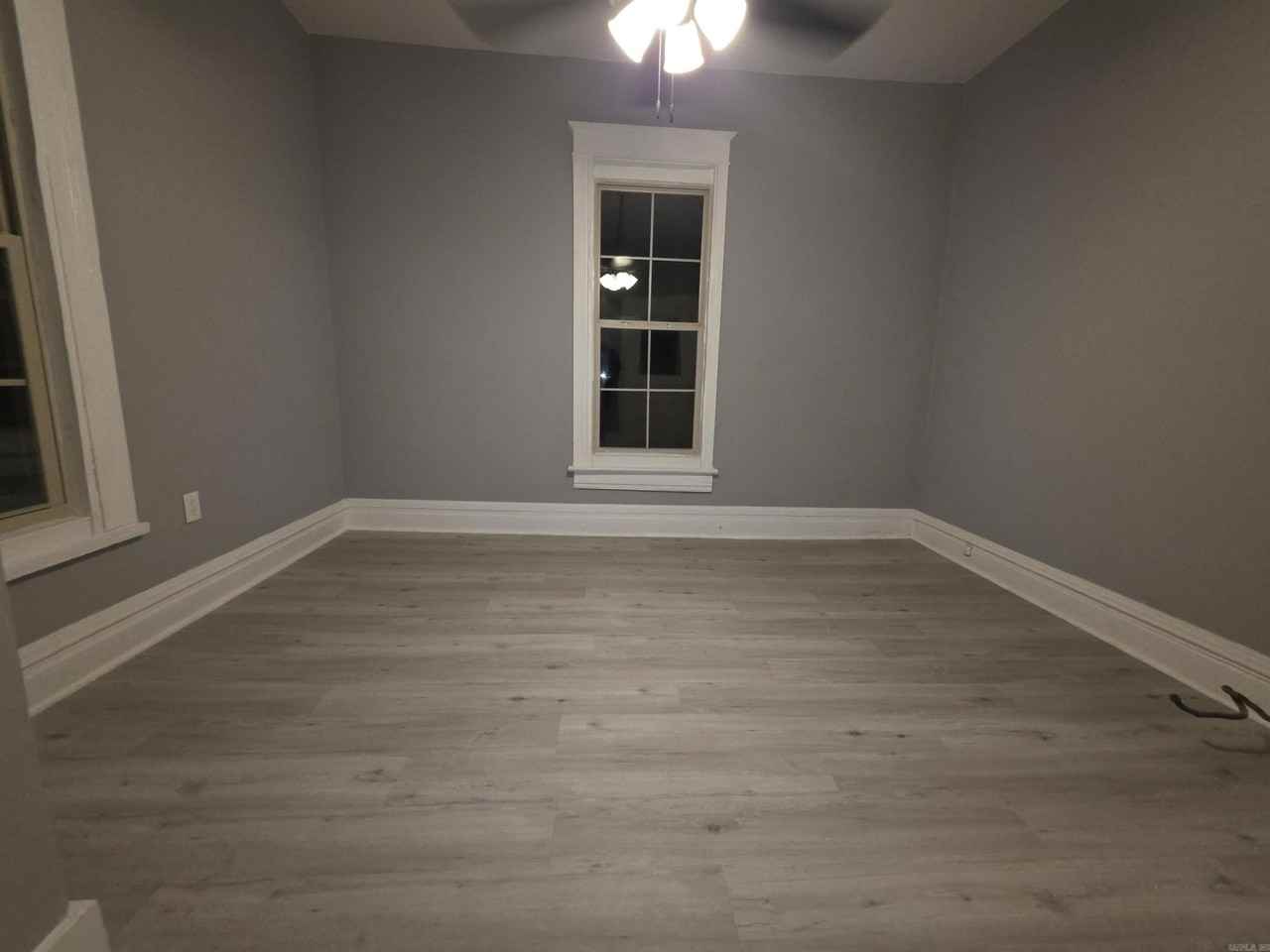 1300 W 10th St - Photo 2 of 15