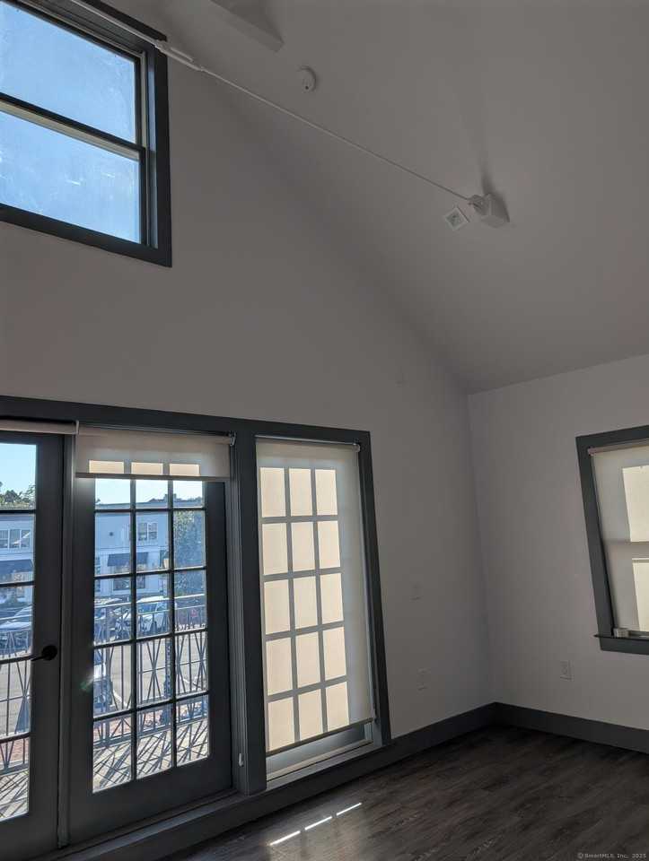 141 Main Street - Photo 3 of 14