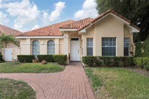 featured image of 120 E Yarrow Ave