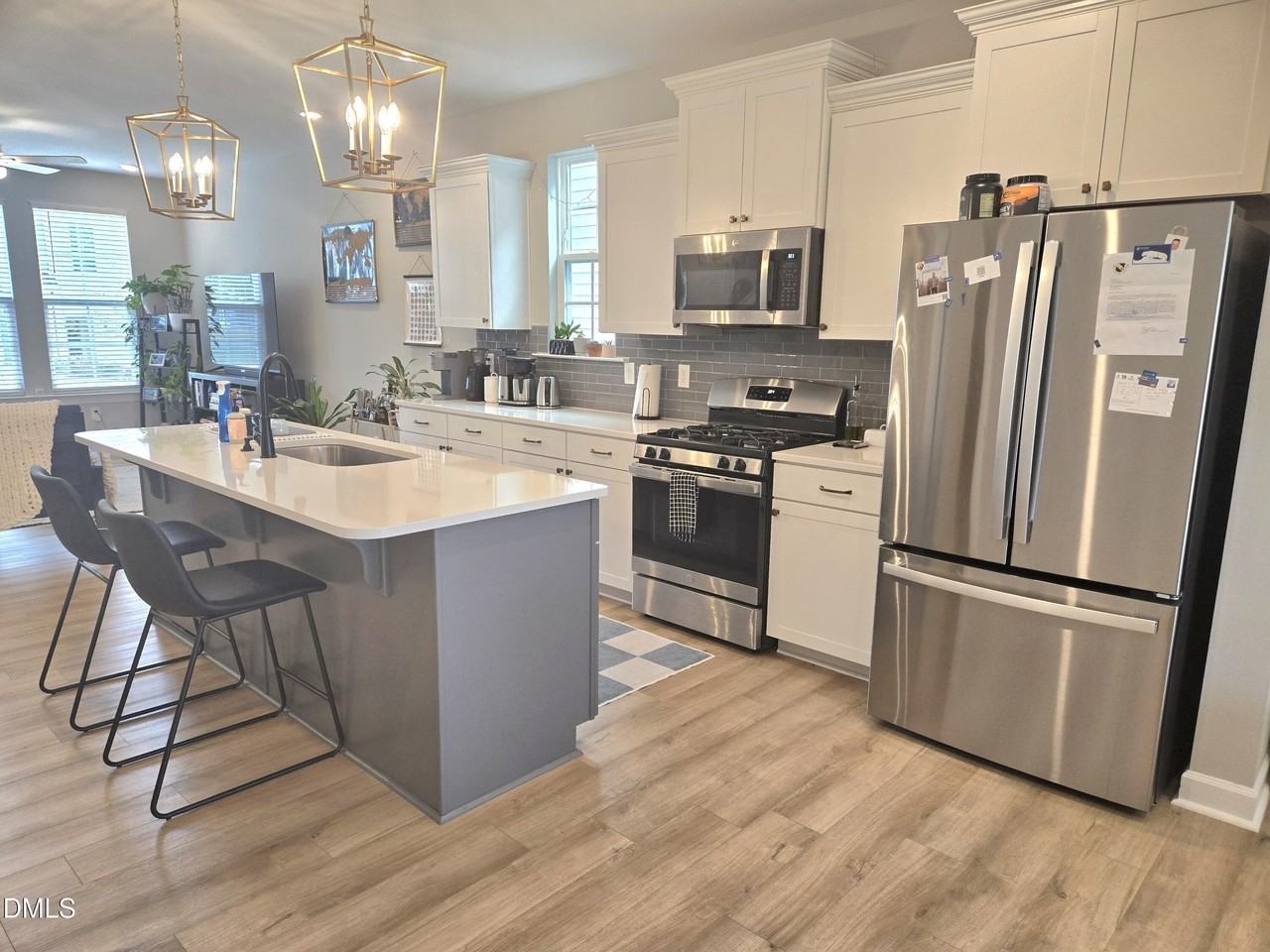 262 Pansy Park - Photo 3 of 20