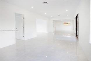 17600 Ne 2nd Ct #1 - Photo 1 of 1