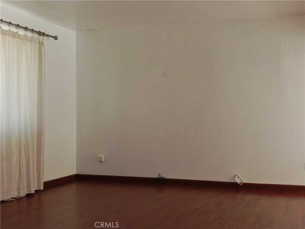 332 Date Ave - Photo 6 of 21