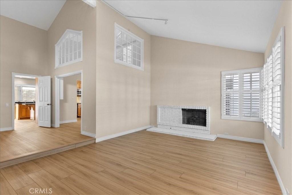 1815 Port Charles Pl - Photo 5 of 35