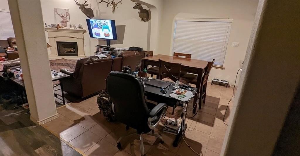 8220 Misty Water Dr - Photo 3 of 24