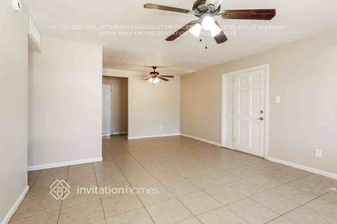 3011 W Palo Verde Dr - Photo 3 of 17