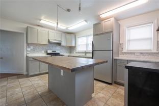 811 Wilbur Ave - Photo 1 of 1