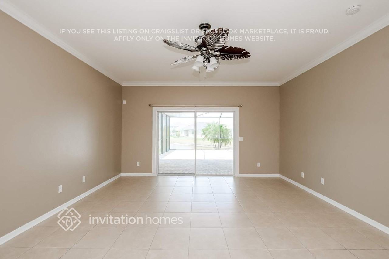 19116 Sunset Bay Dr - Photo 3 of 16