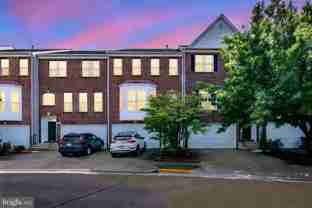 43783 Maison Blanc Sq - Photo 1 of 1