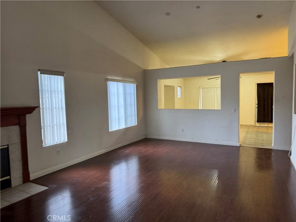 1102 Clark St - Photo 2 of 20