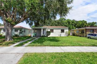 301 Sw 51st Ave - Photo 1 of 1