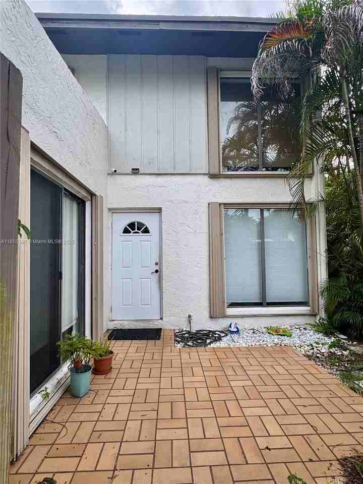 6630 Sw 112th Pl #6630 - Photo 2 of 8