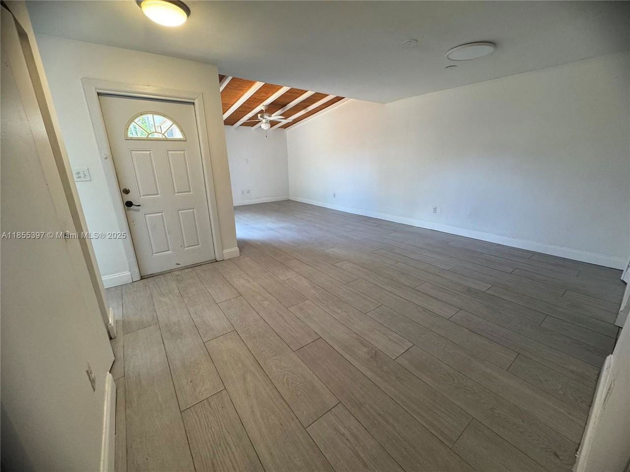 6630 Sw 112th Pl #6630 - Photo 3 of 8