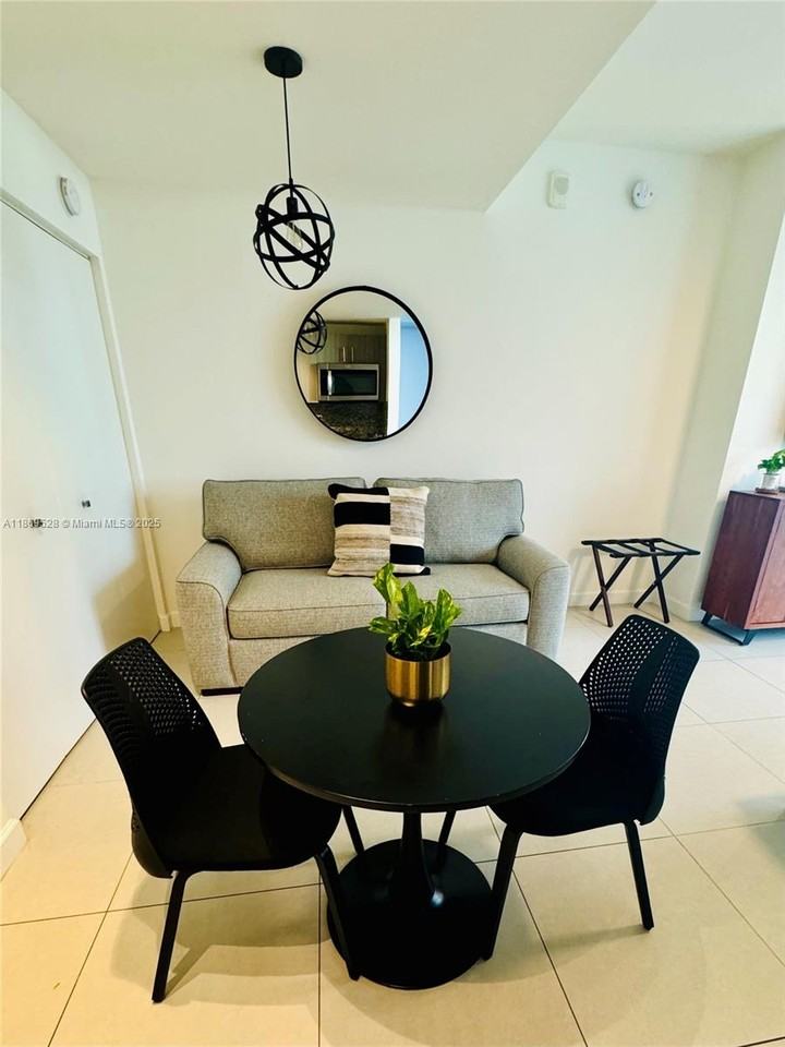 5350 Nw 84th Ave #610 - Photo 5 of 8