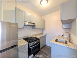 featured image of 4 Cogswell Ave #33
