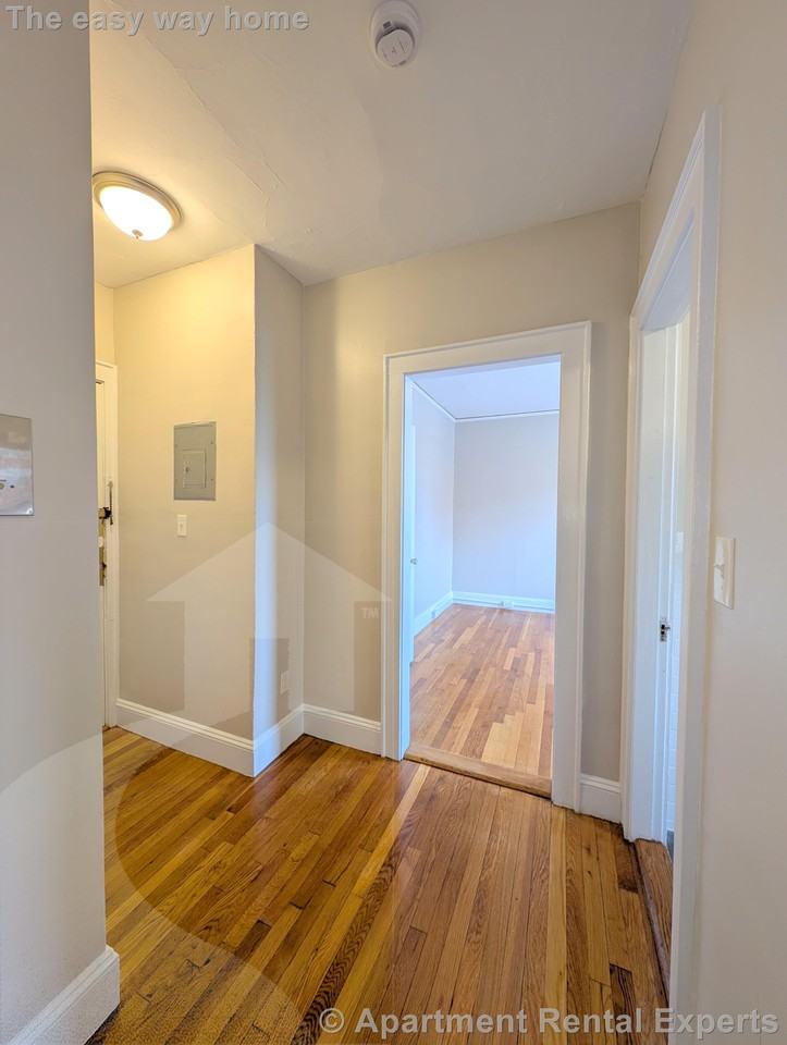 4 Cogswell Ave #33 - Photo 5 of 8