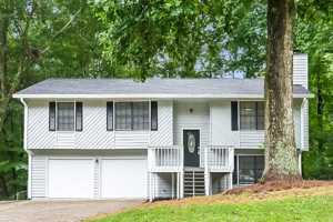 featured image of 427 Ridgetop Dr Nw