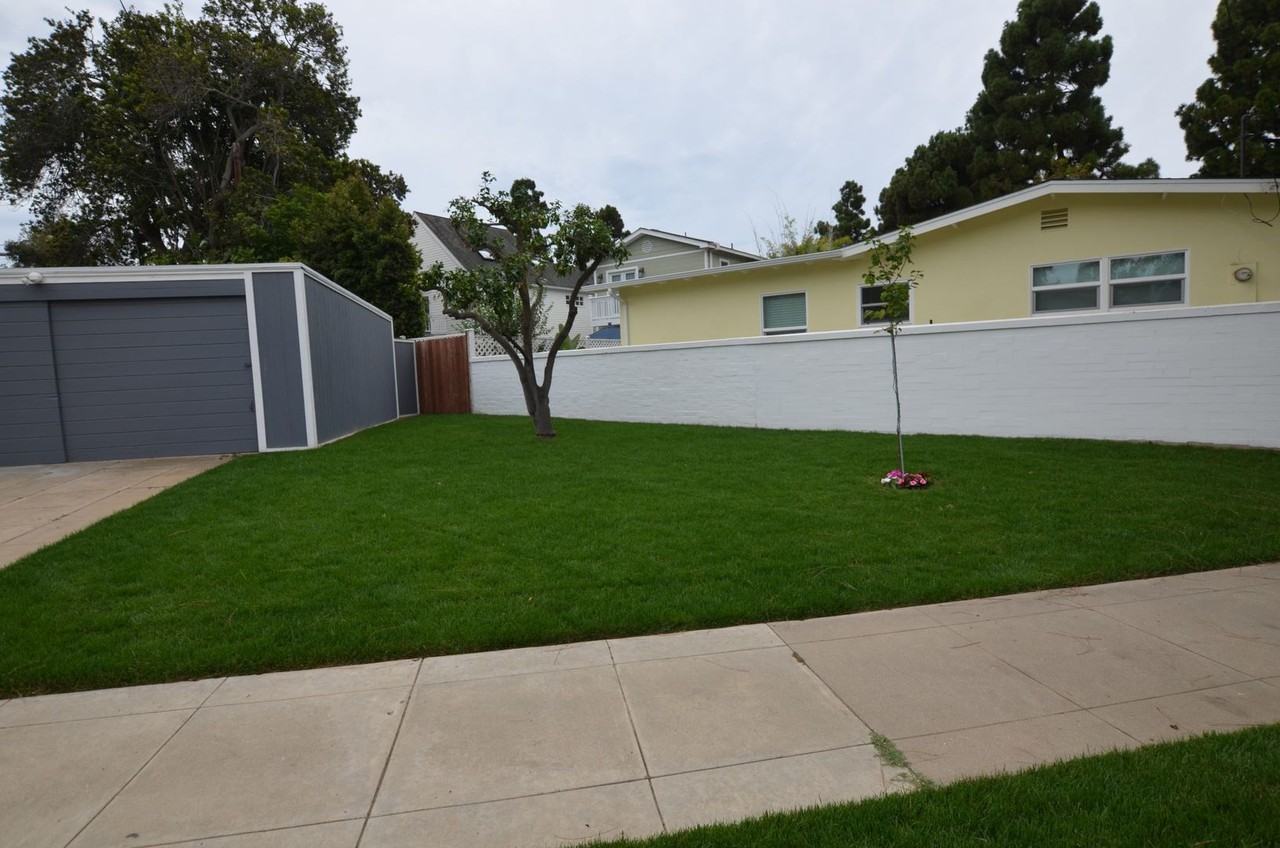 1634 6th St - Photo 6 of 34