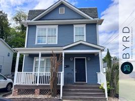 featured image of 115 E 14th St #3