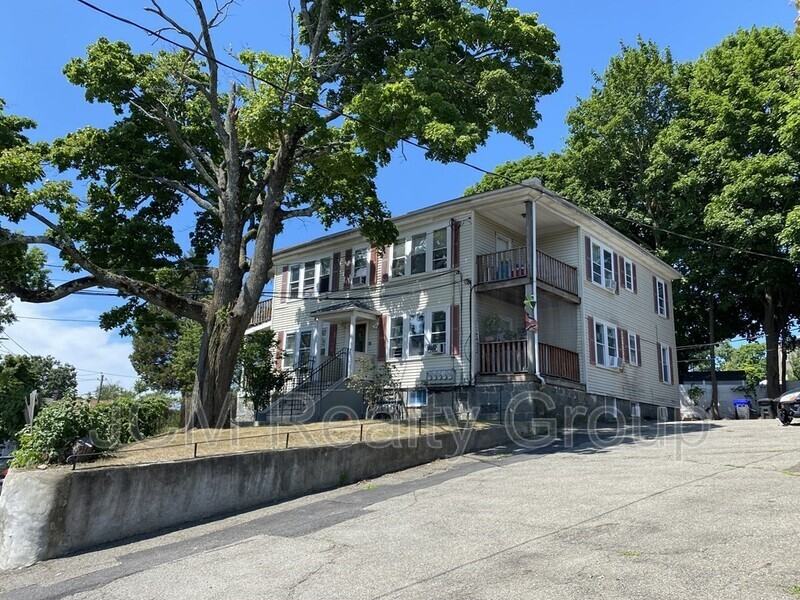 25 Business St #2L2ndFL - Photo 2 of 6