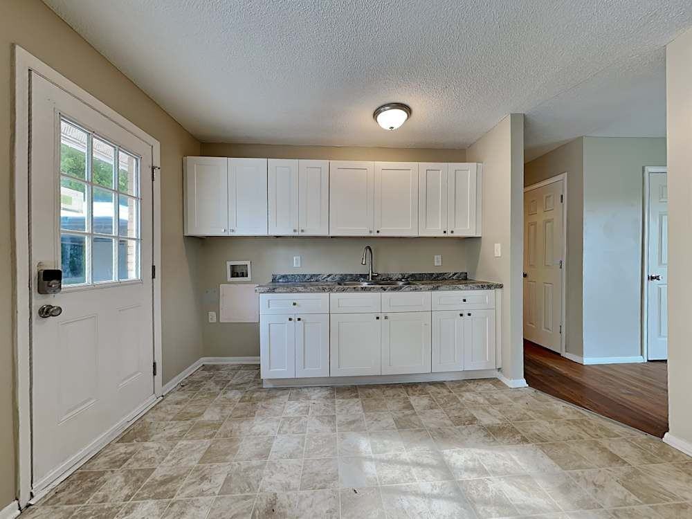 2406 Senior Dr #24 - Photo 2 of 8