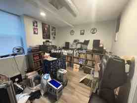 1353 W Greenleaf Ave #G - Photo 1 of 1