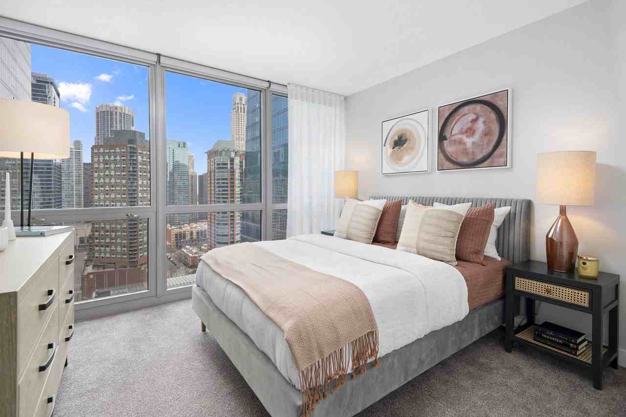 348 E North Water St #605 - Photo 3 of 12