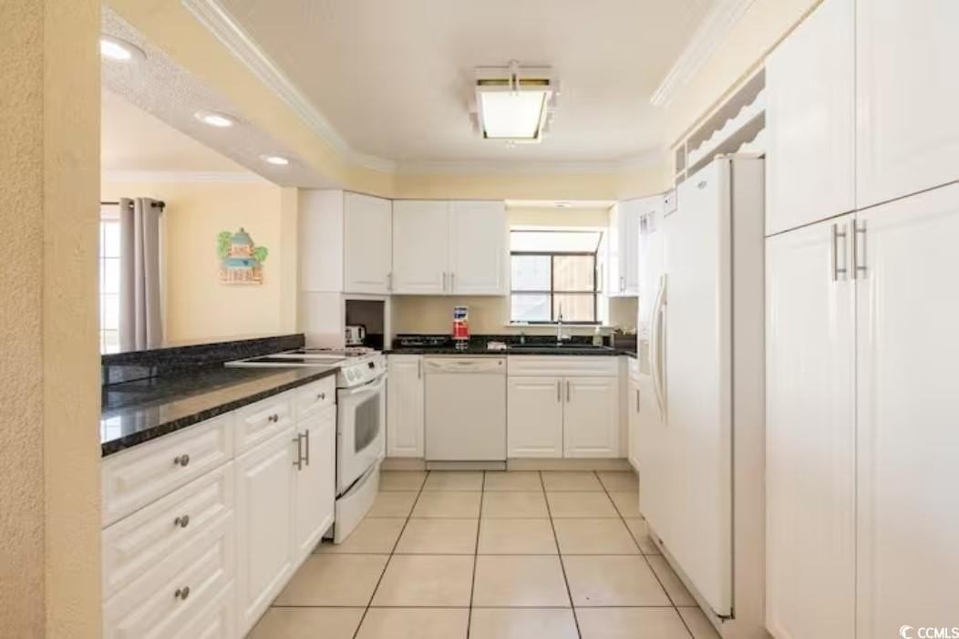 1522 S Ocean Blvd - Photo 3 of 23