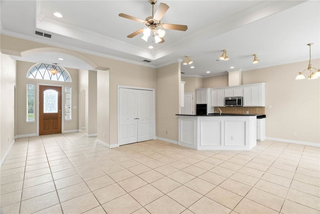 8205 Tango Circle - Photo 3 of 22