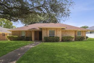 306 Cardinal Creek Dr - Photo 1 of 1