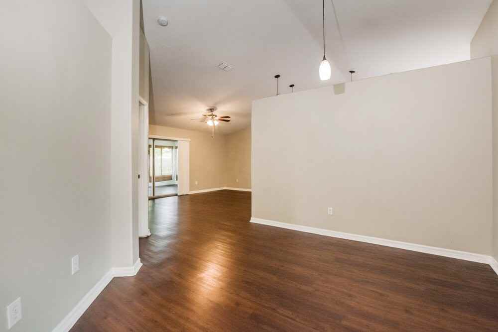 183 Brightview Dr - Photo 5 of 16